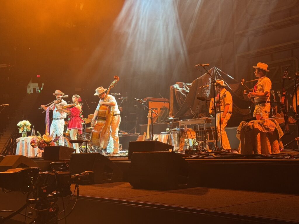 Mumford & Sons at Rogers Arena in Vancouver, June 2, 2026