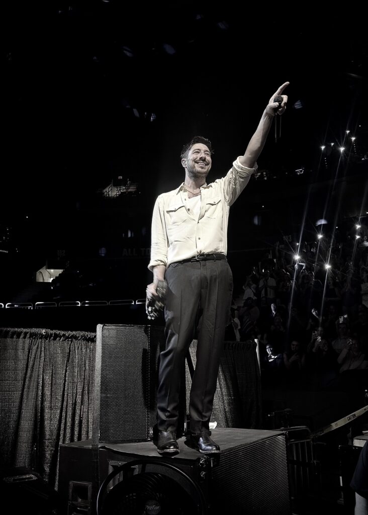 Mumford & Sons at Rogers Arena in Vancouver, June 2, 2026